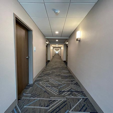 Holiday Inn Express & Suites - Ft. Smith - Airport By Ihg Fort Smith Exterior photo