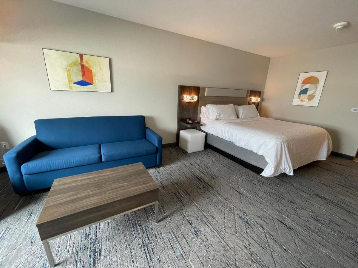 Holiday Inn Express & Suites - Ft. Smith - Airport By Ihg Fort Smith Exterior photo